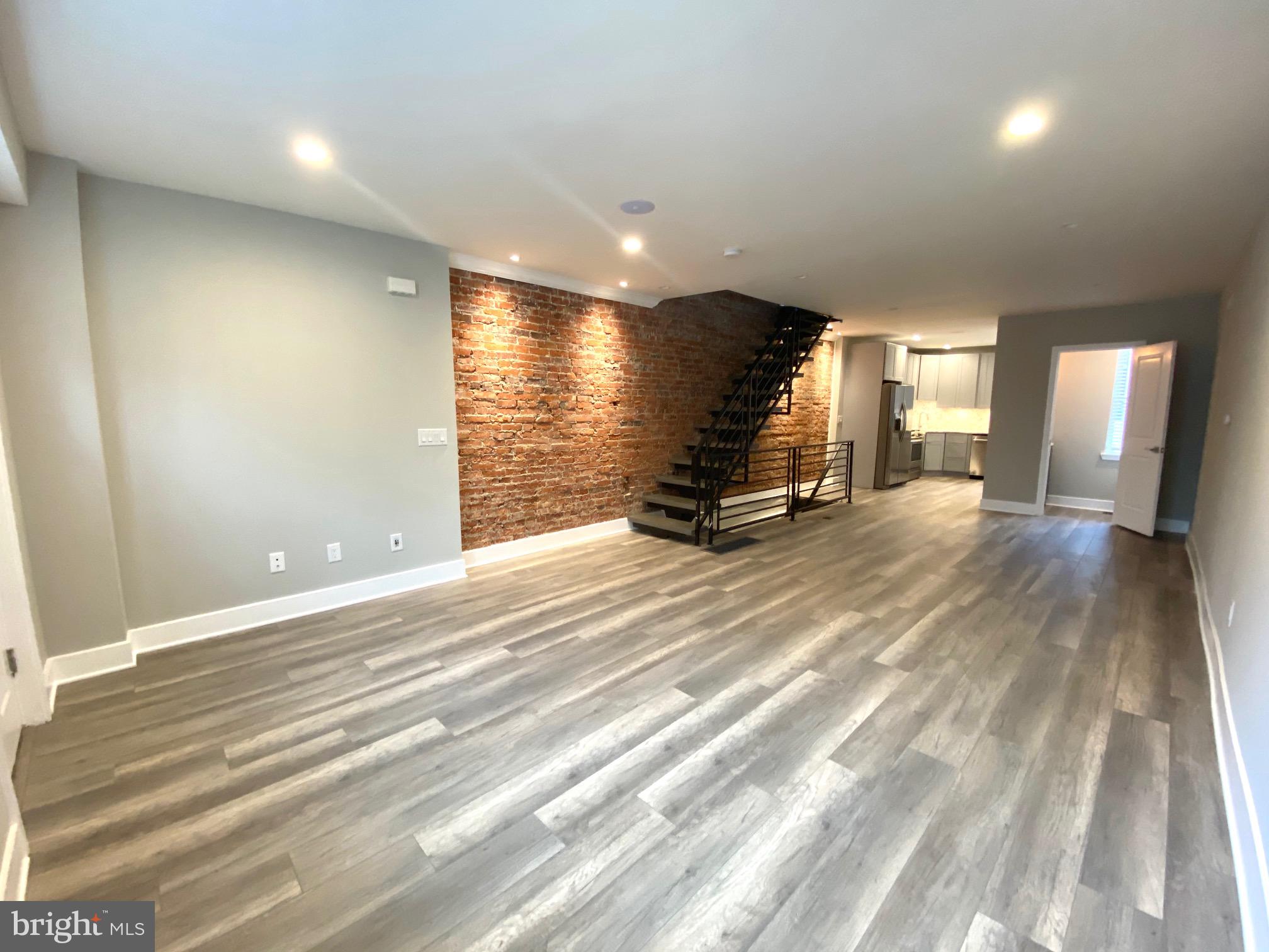 2705 Reed Street Philadelphia, PA 19146 - Photo 4 of 19