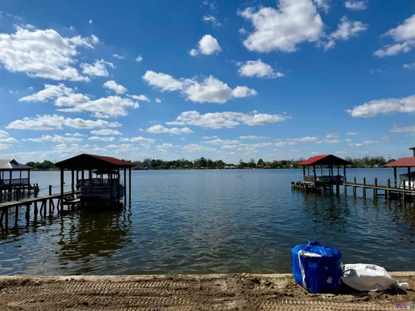 $1,200,000 | 8749 Island Road, Ventress, LA 70783