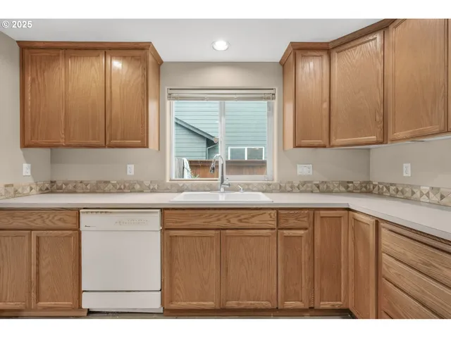 $425,000 | 52269 Southeast Tyler Street, Scappoose, OR 97056