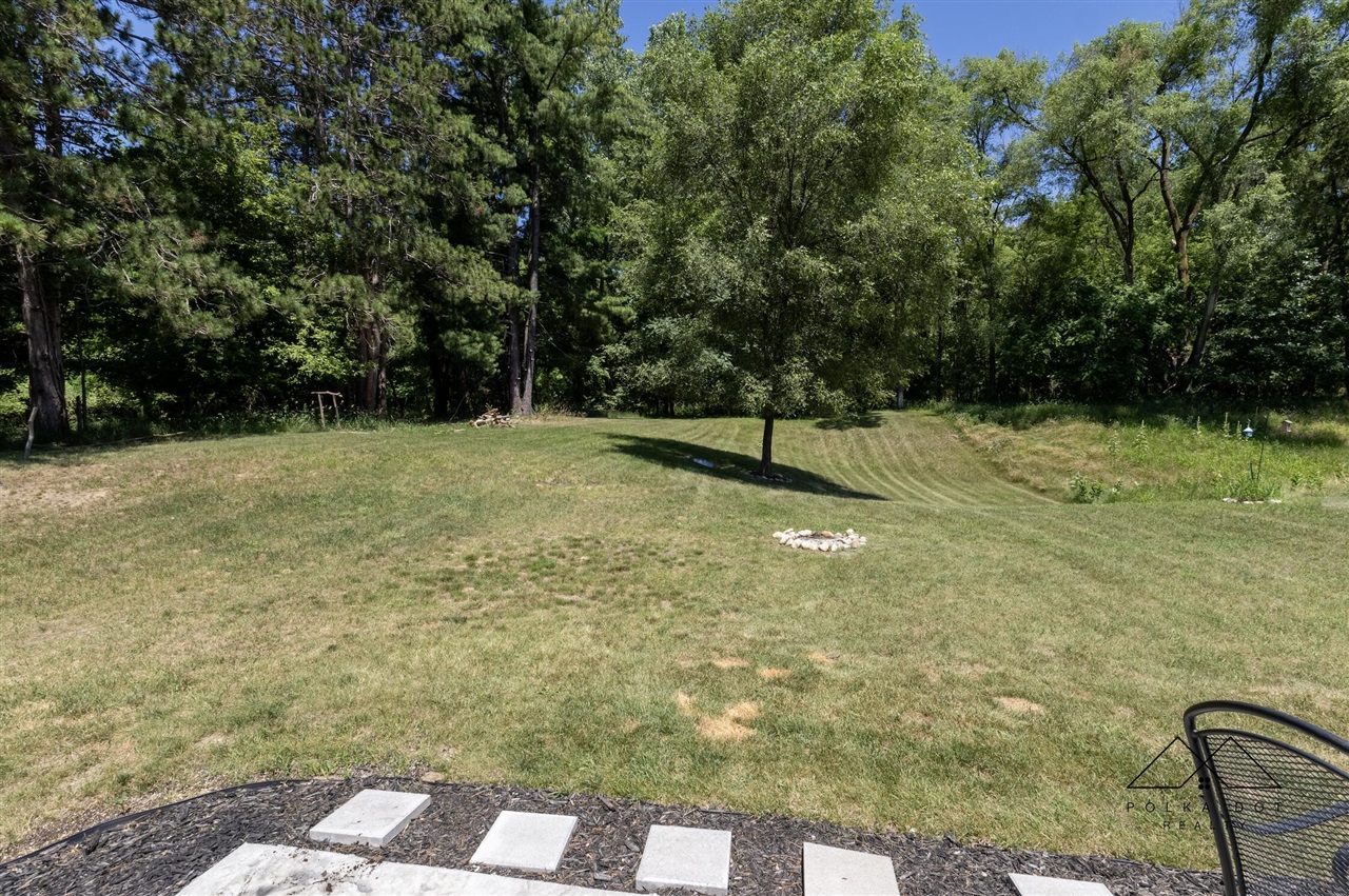 415 Edgewood Pass Fenton, MI 48430 - Photo 27 of 32