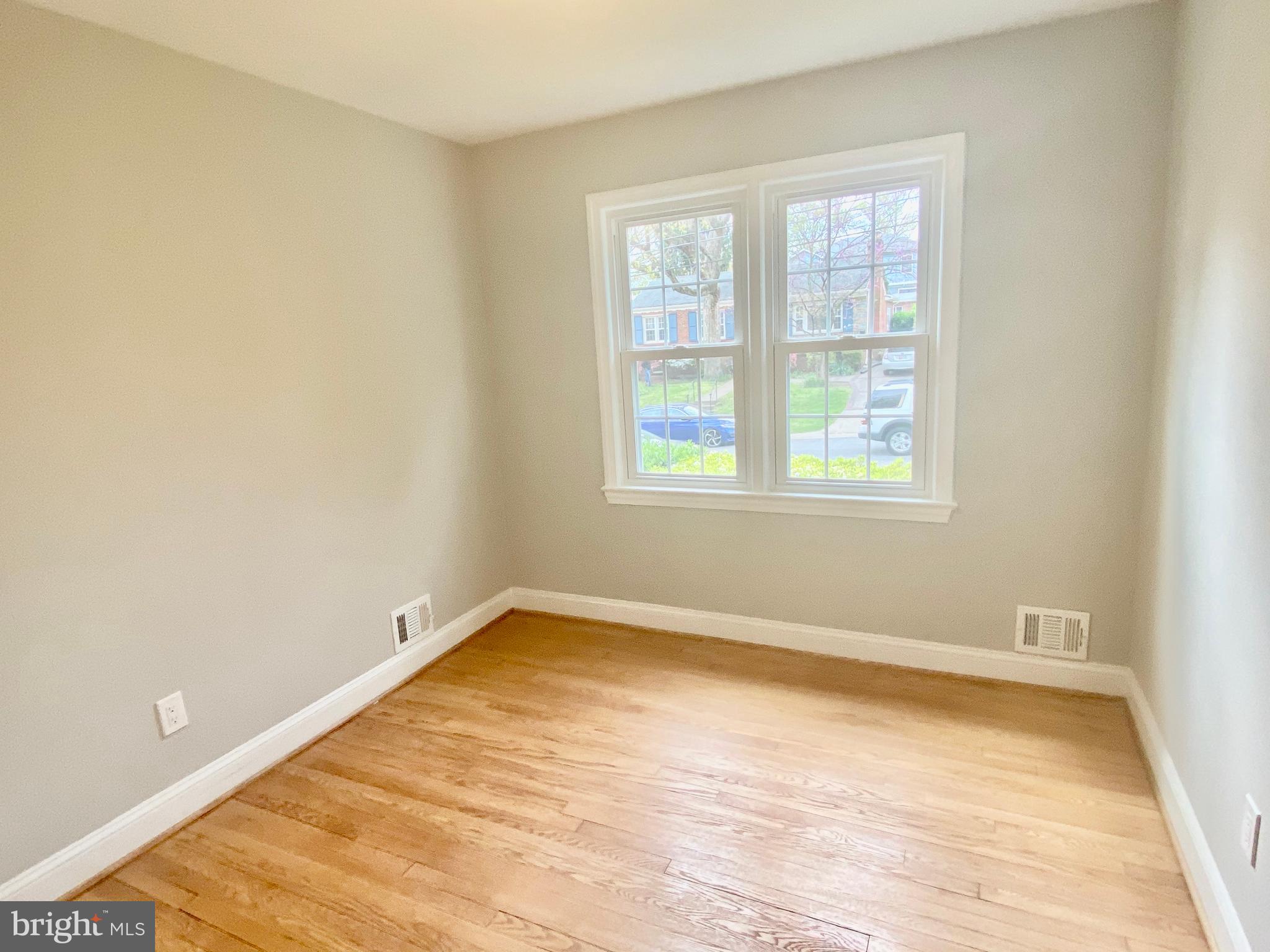 10007 Portland Road Silver Spring, MD 20901 - Photo 18 of 41 SPACIOUS BEDROOMS