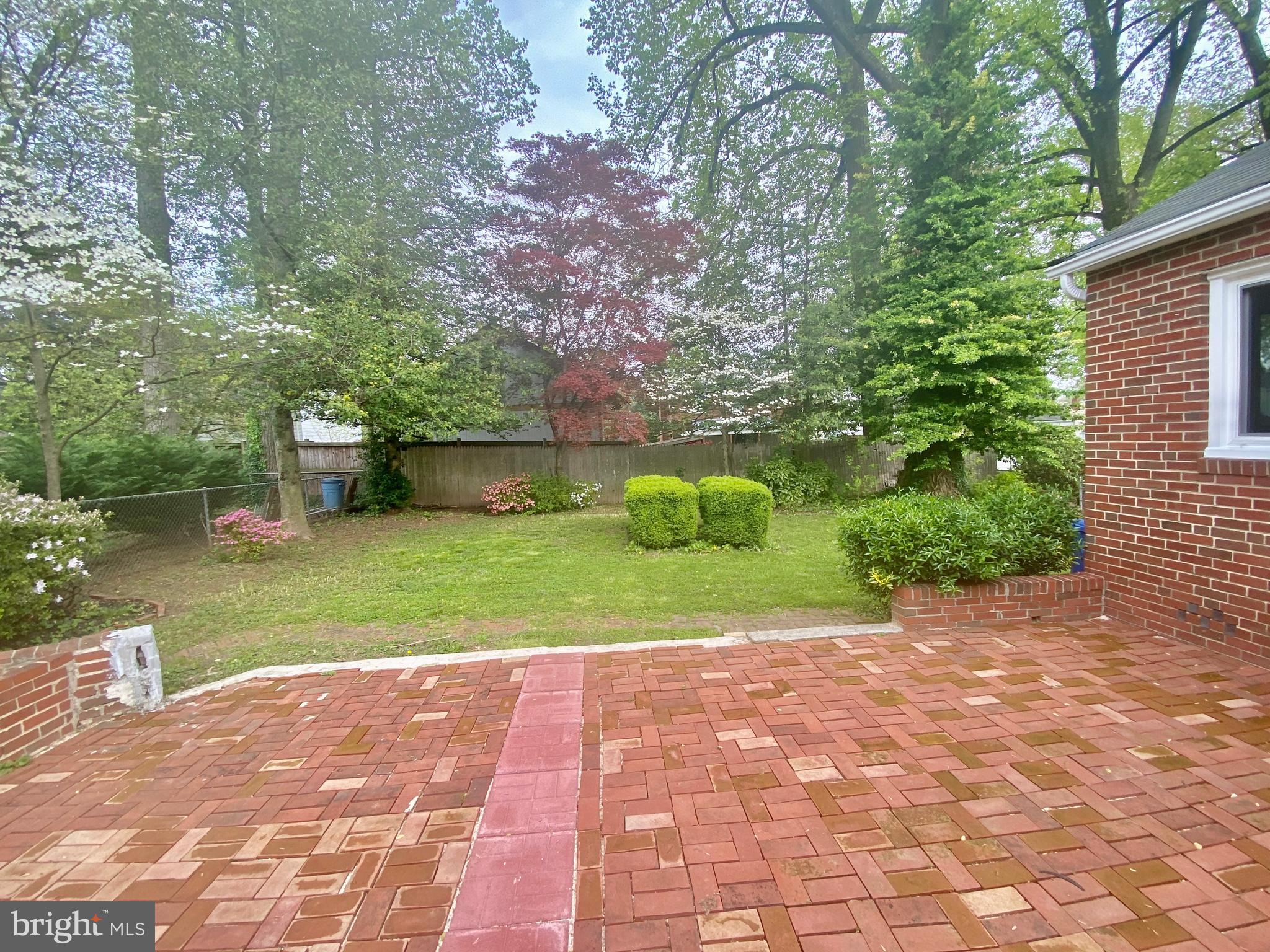 10007 Portland Road Silver Spring, MD 20901 - Photo 39 of 41 LOVELY SIZE PATIO