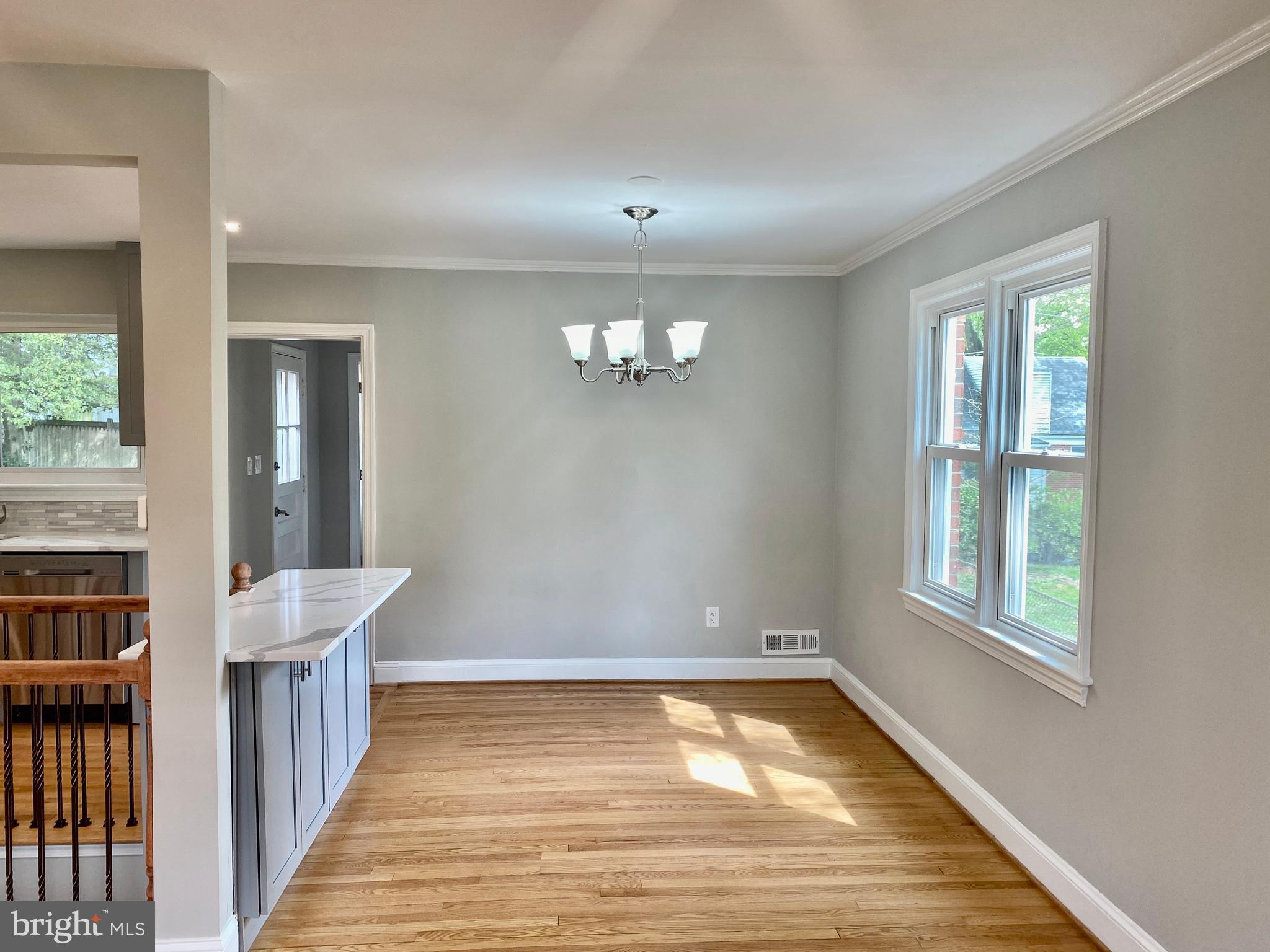 10007 Portland Road Silver Spring, MD 20901 - Photo 8 of 41 DINING AREA OFF FAMILY/LIVING ROOM