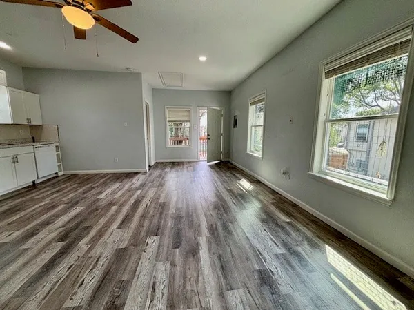 $1,300 | 2330 Dorrington Street, Unit C, Houston, TX 77030