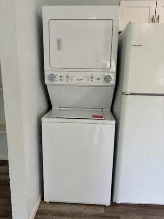 $1,300 | 2330 Dorrington Street, Unit C, Houston, TX 77030