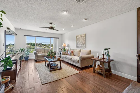 $245,000 | 13465 Fishtail Palm Court, Unit D, Delray Beach, FL 33484