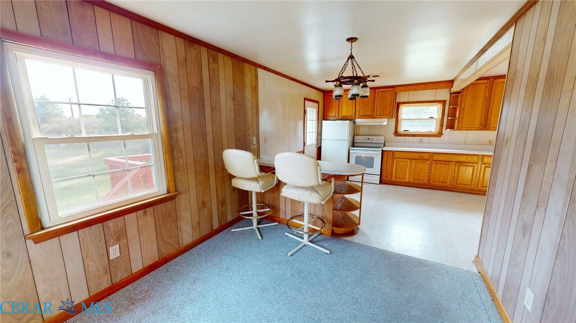 2066 Cross Road Hayes, VA 23072 - Photo 6 of 46 Gallery Image 6