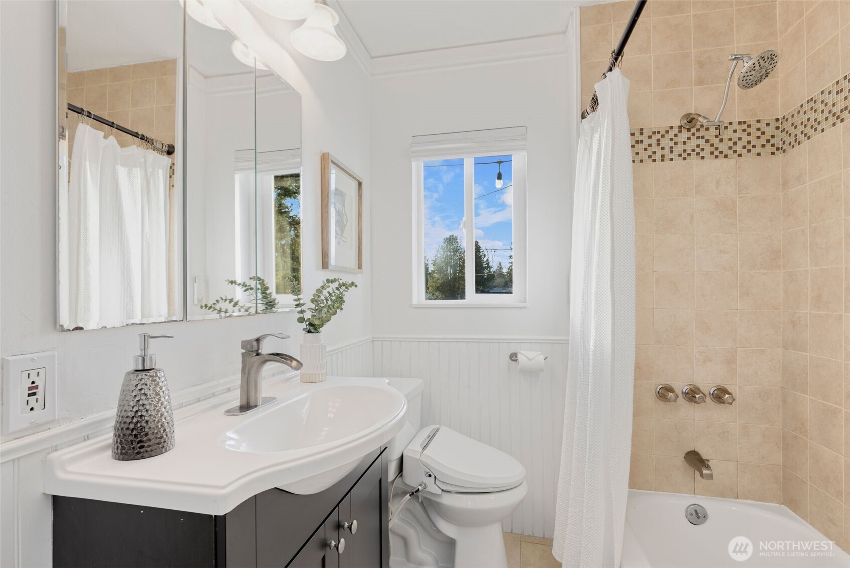 8451 30th Avenue Southwest Seattle, WA 98126 - Photo 25 of 40