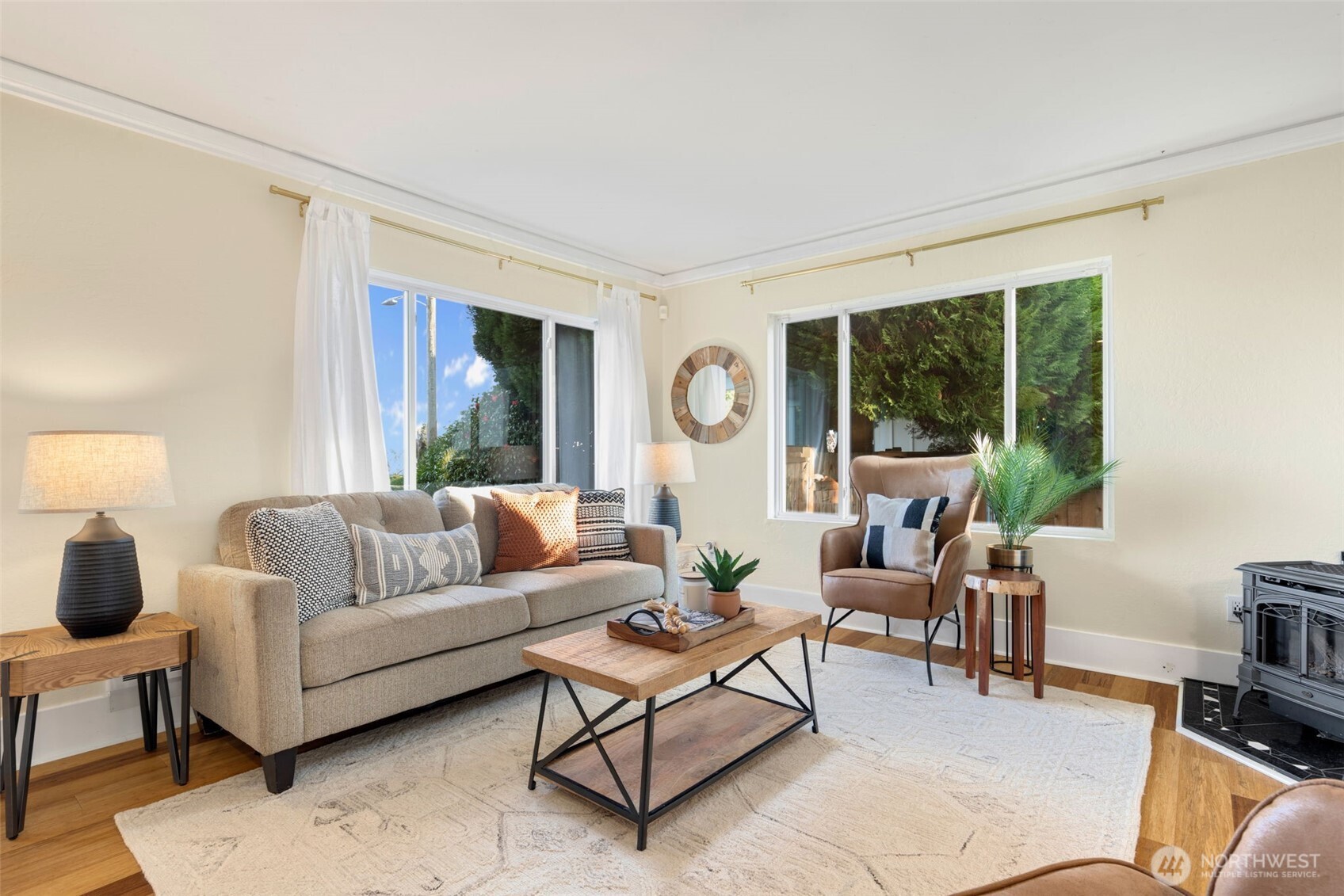 8451 30th Avenue Southwest Seattle, WA 98126 - Photo 9 of 40