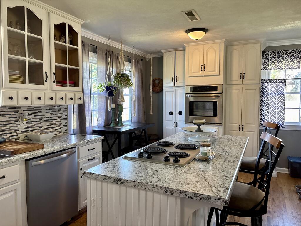 118 Fairdale Road Lester, WV 25865 - Photo 8 of 58 Gallery Image 8