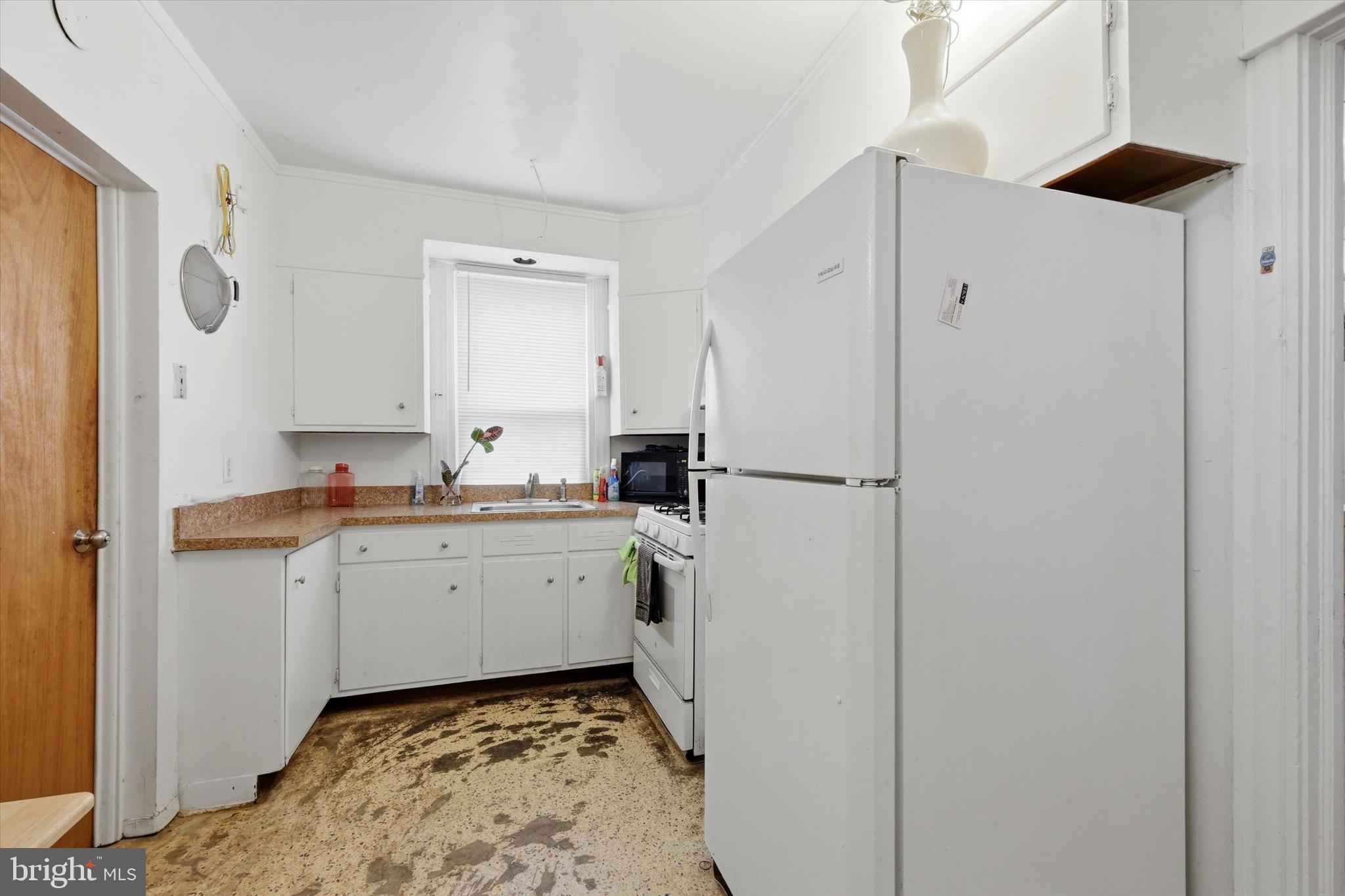 136 East Providence Road Yeadon, PA 19050 - Photo 12 of 27 Gallery Image 12