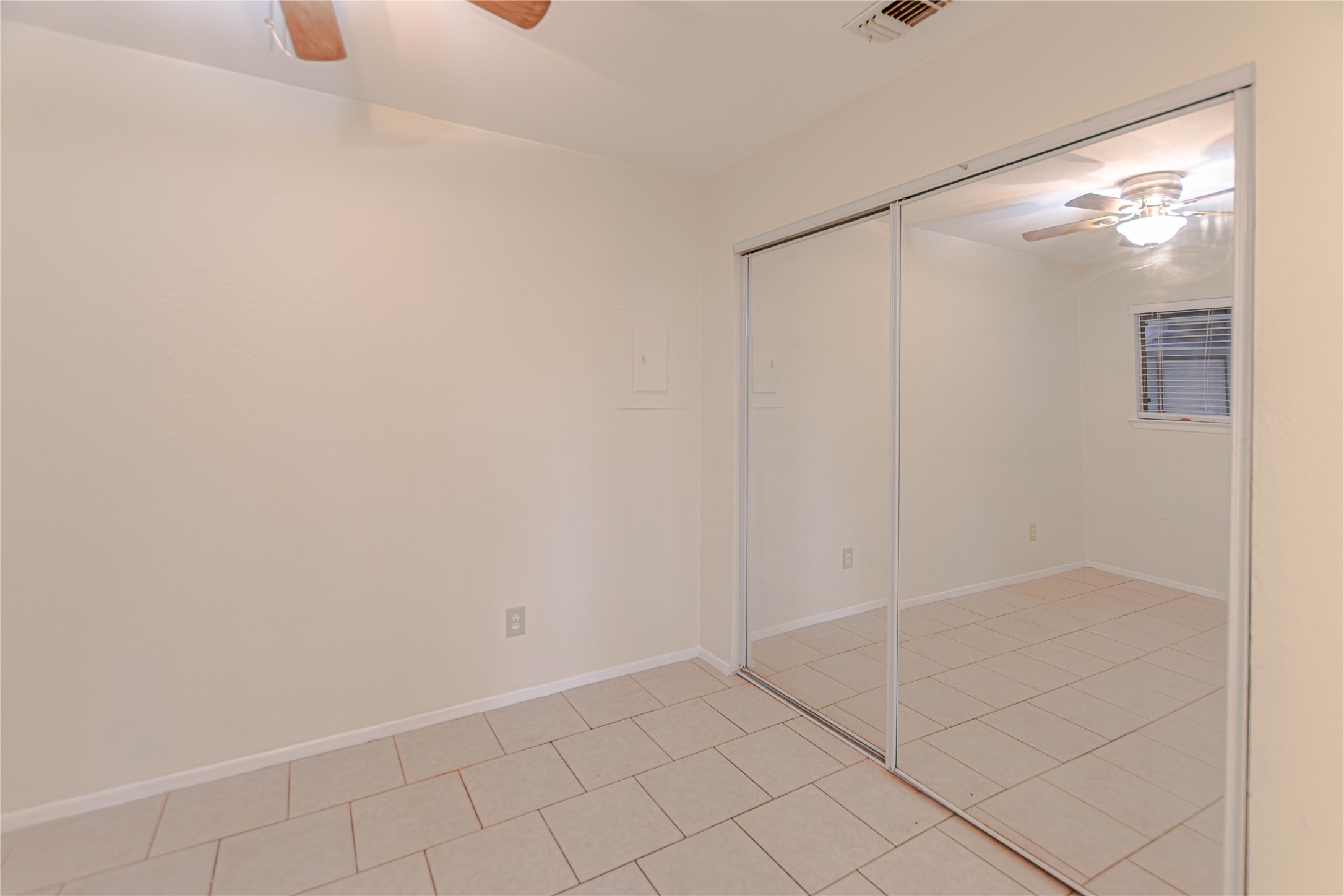 2500 Burleson Road, Unit 601 Austin, TX 78741 - Photo 10 of 20 a view of an empty room