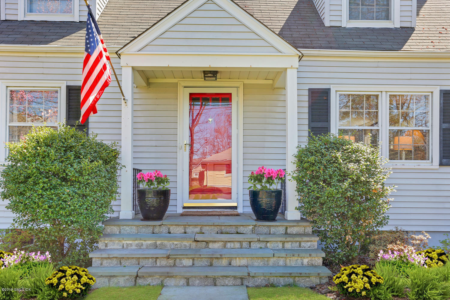 13 Dialstone Lane Riverside, CT 06878 - Photo 17 of 22 13 Dialstone Ln Riverside CT-large-034-3
