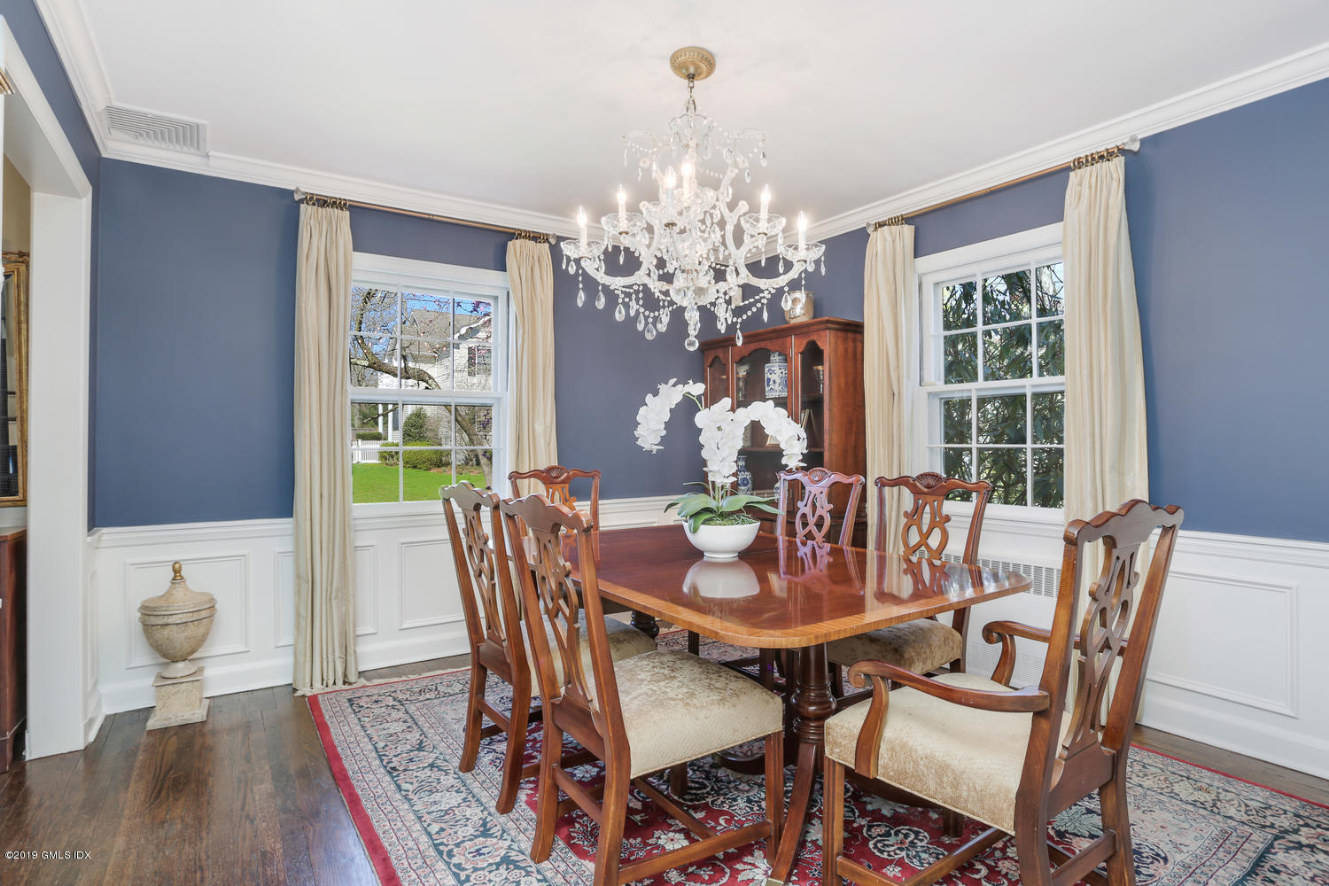 13 Dialstone Lane Riverside, CT 06878 - Photo 5 of 22 13 Dialstone Ln Riverside CT-large-009-2