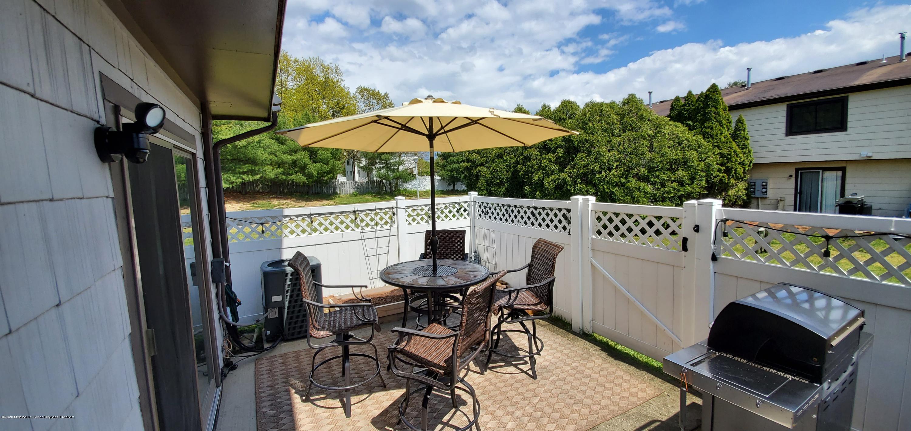 1158 Sawmill Road Brick, NJ 08724 - Photo 11 of 29 1158 Sawmill--Rear Patio 2