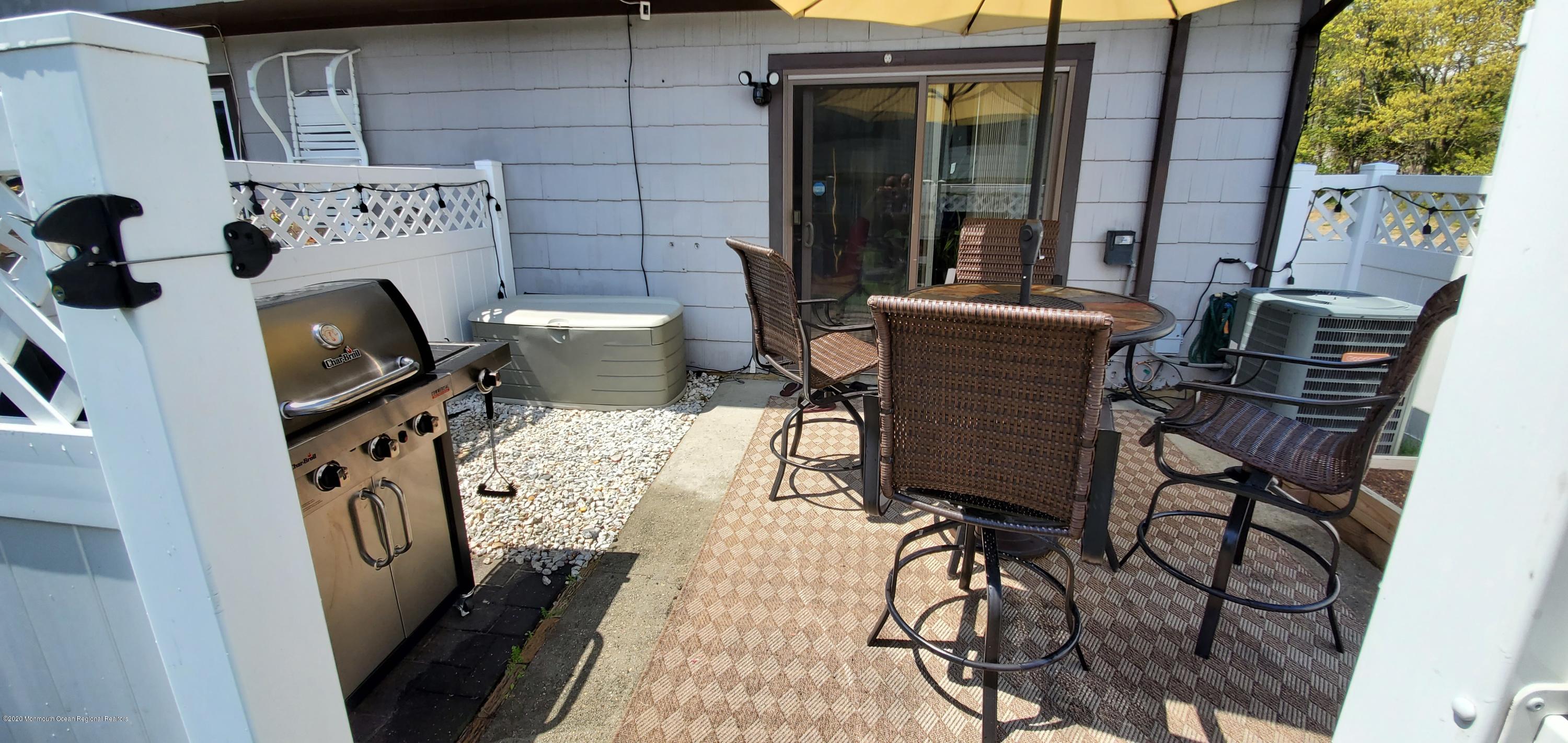 1158 Sawmill Road Brick, NJ 08724 - Photo 10 of 29 1158 Sawmill Rear Patio 1