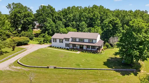 $899,000 | 7255 Hall Road, Greenbrier, TN 37073