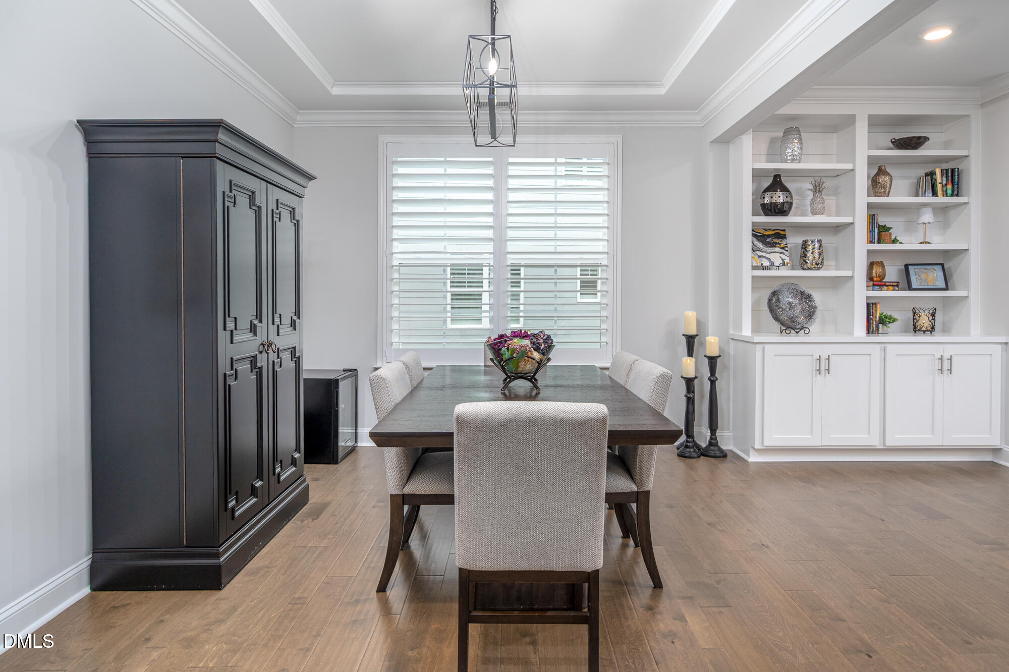 319 High Woods Ridge Chapel Hill, NC 27517 - Photo 5 of 71 a dining room with furniture and window