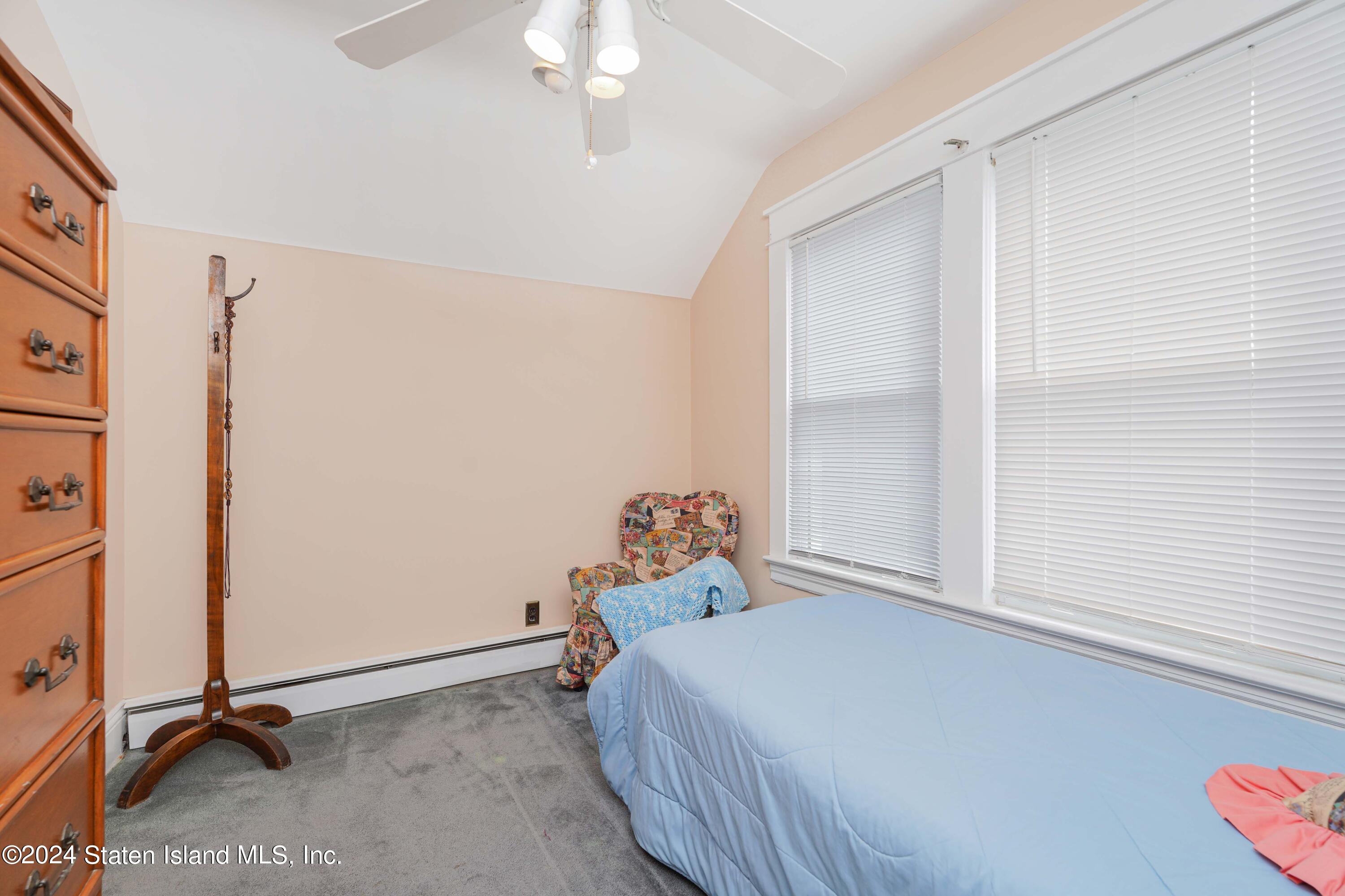 98 Windermere Road Staten Island, NY 10305 - Photo 31 of 42 Photo Sep 23 2024, 1 22 03 AM
