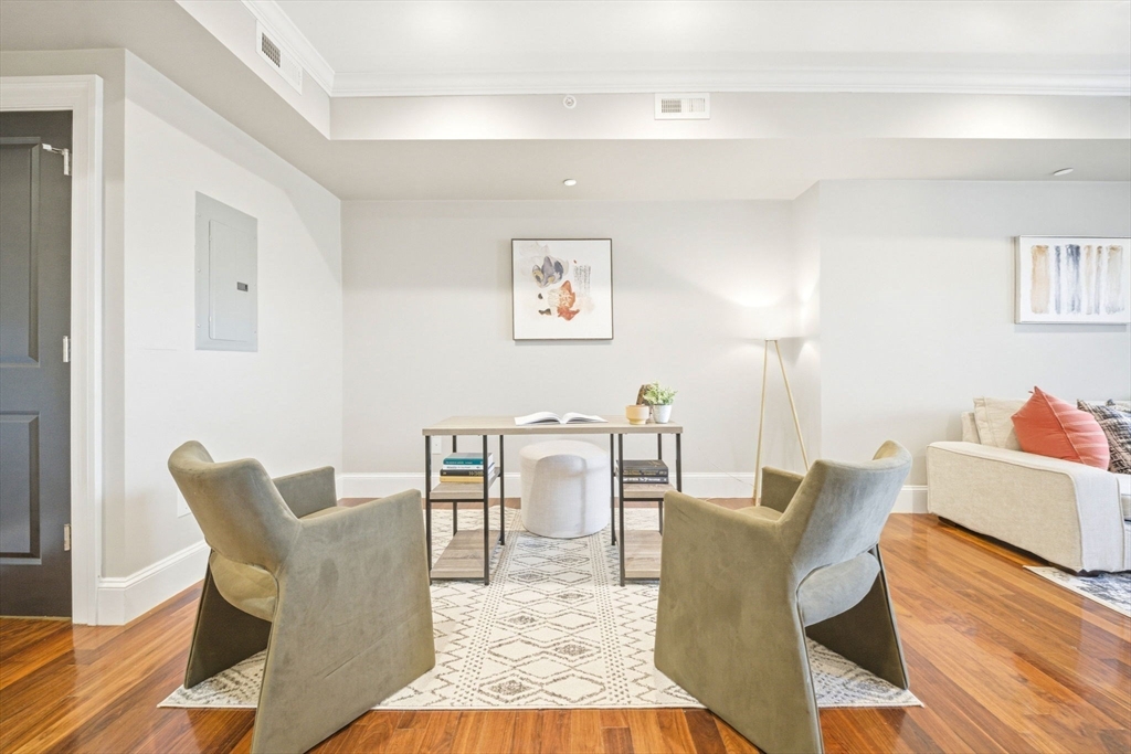 324 Tappan Street, Unit 2 Brookline, MA 02445 - Photo 15 of 23