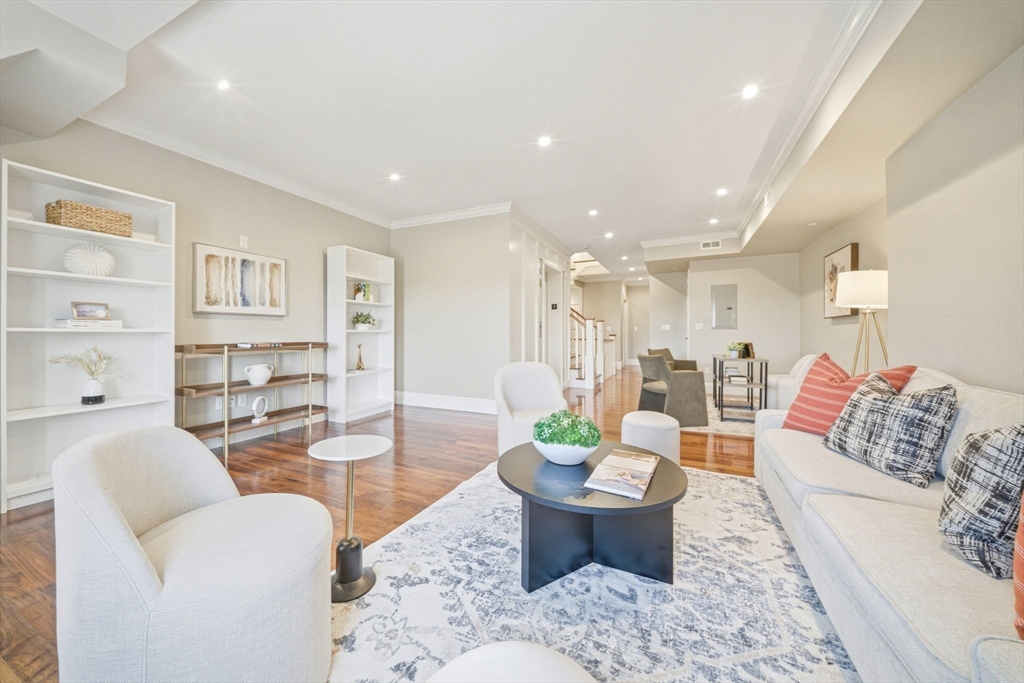 324 Tappan Street, Unit 2 Brookline, MA 02445 - Photo 16 of 23