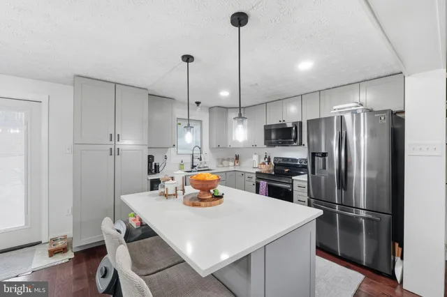 $2,600 | 117 Village Way, Mount Airy, MD 21771