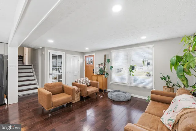 $2,600 | 117 Village Way, Mount Airy, MD 21771