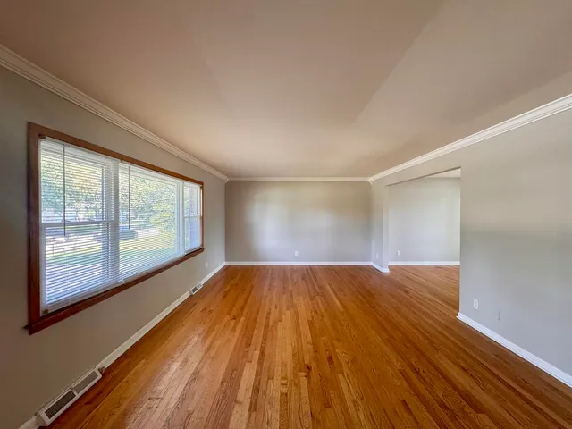 $392,000 | 425 Cottonwood Road, Frankfort, IL 60423