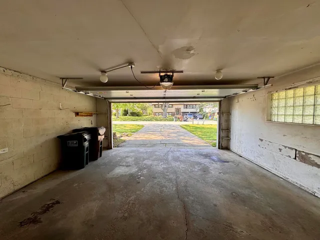 $392,000 | 425 Cottonwood Road, Frankfort, IL 60423