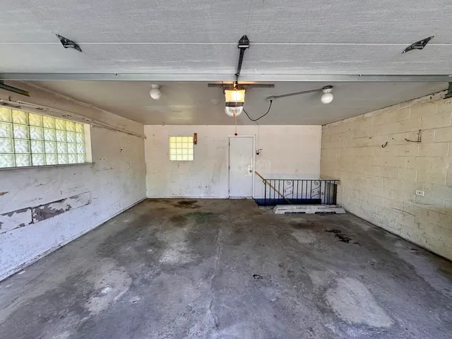 $392,000 | 425 Cottonwood Road, Frankfort, IL 60423