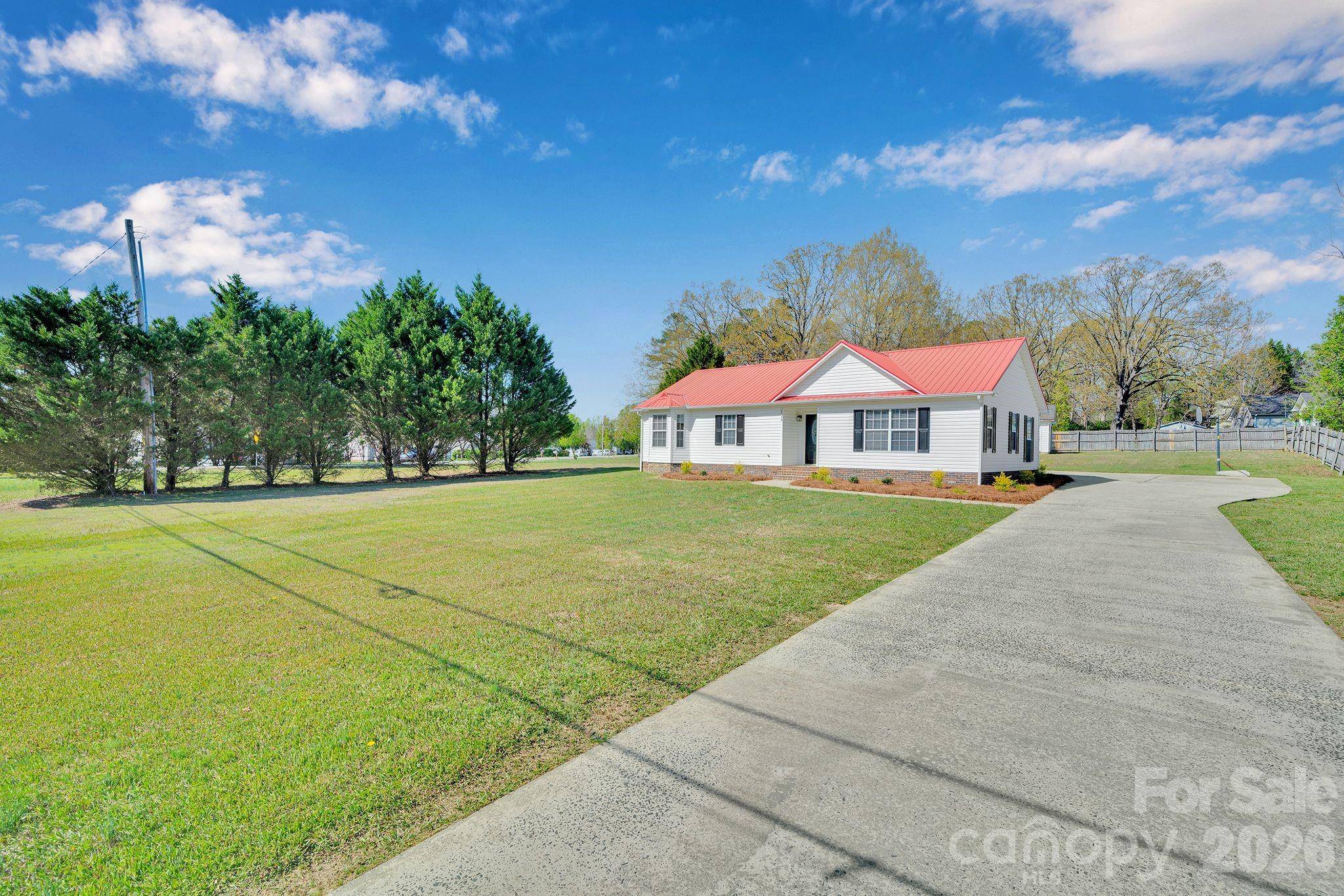 2720 Goldmine Road Monroe, NC 28110 - Photo 4 of 31