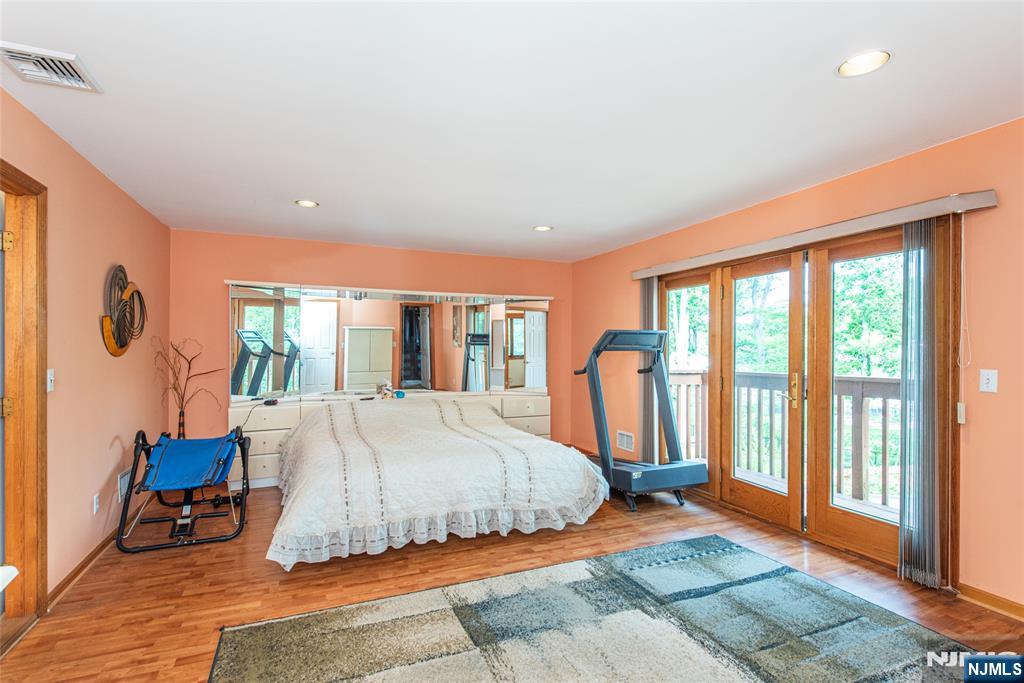 12 Abbott Road Wayne, NJ 07470 - Photo 22 of 49