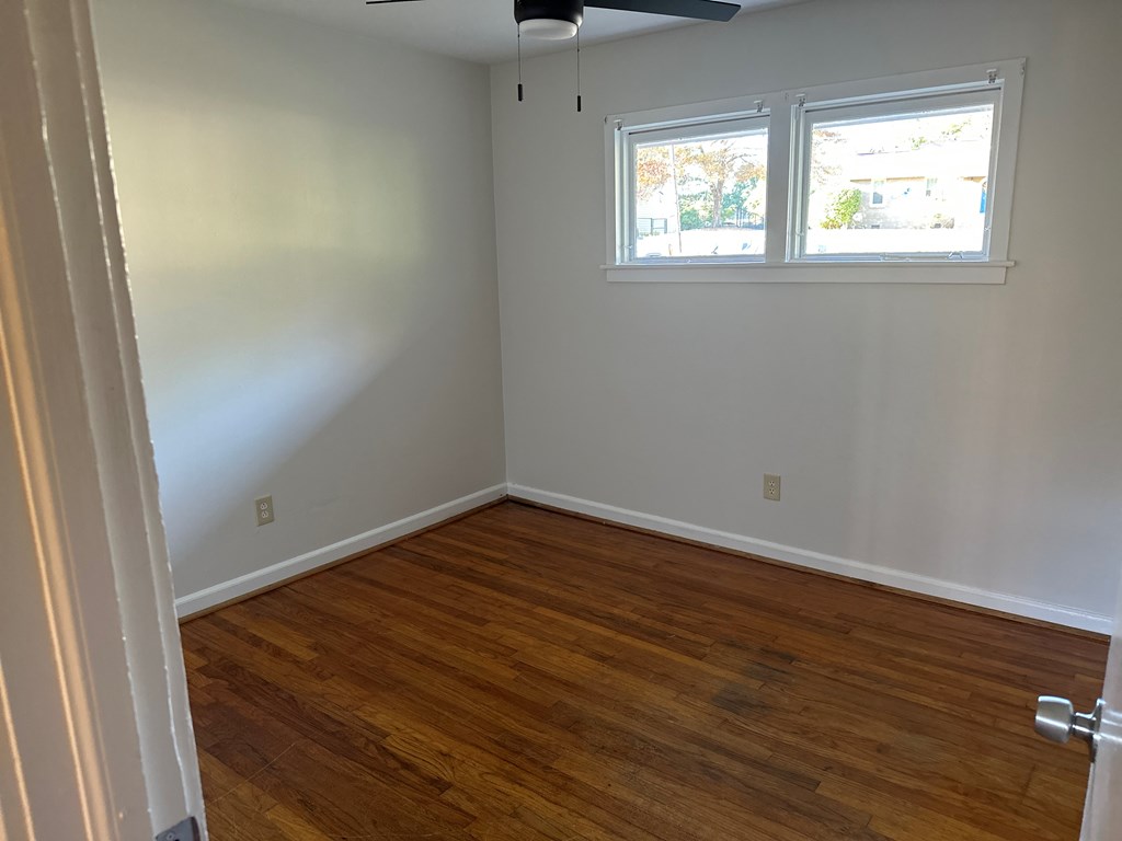 1412 Cloverdale Road Columbus, GA 31904 - Photo 12 of 16 Gallery Image 12