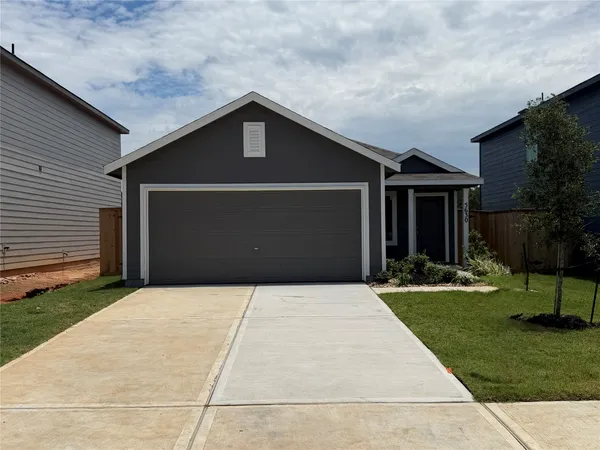 $194,990 | 5630 Shelford Birch Drive, Conroe, TX 77303
