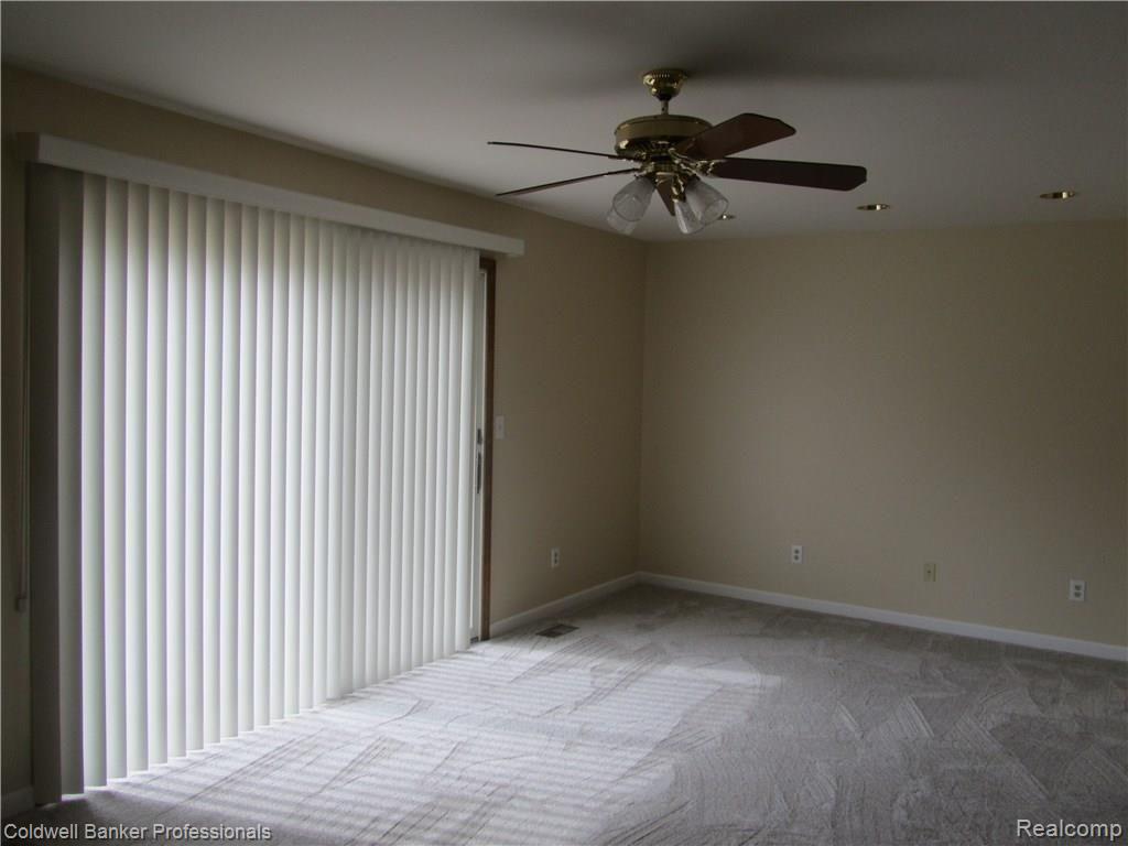 9060 Macon Road Saline, MI 48176 - Photo 2 of 18 006.JPG