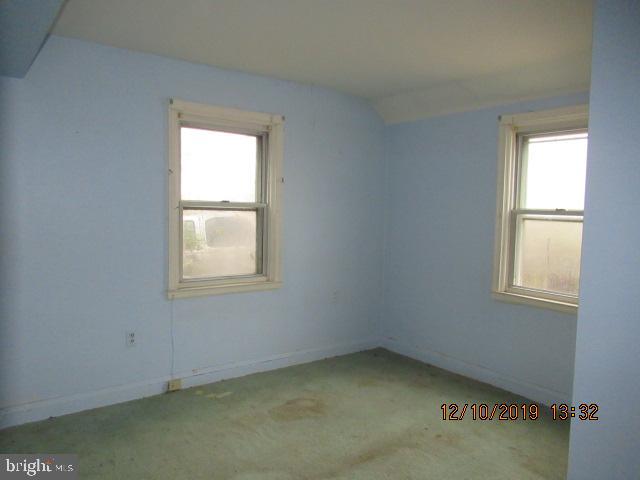 7837 Fairgreen Road Baltimore, MD 21222 - Photo 6 of 16