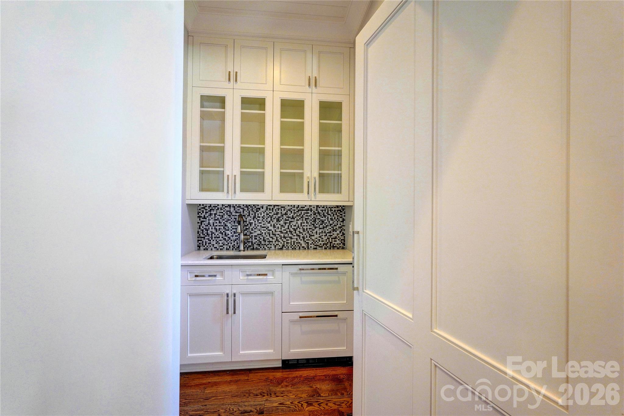 4015 Arbor Way Charlotte, NC 28211 - Photo 15 of 48