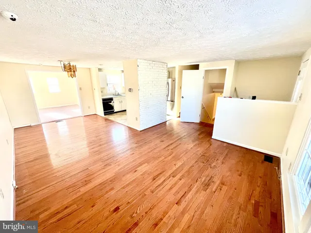 $560,000 | 8017 Tiffany Lane, Lanham, MD 20706