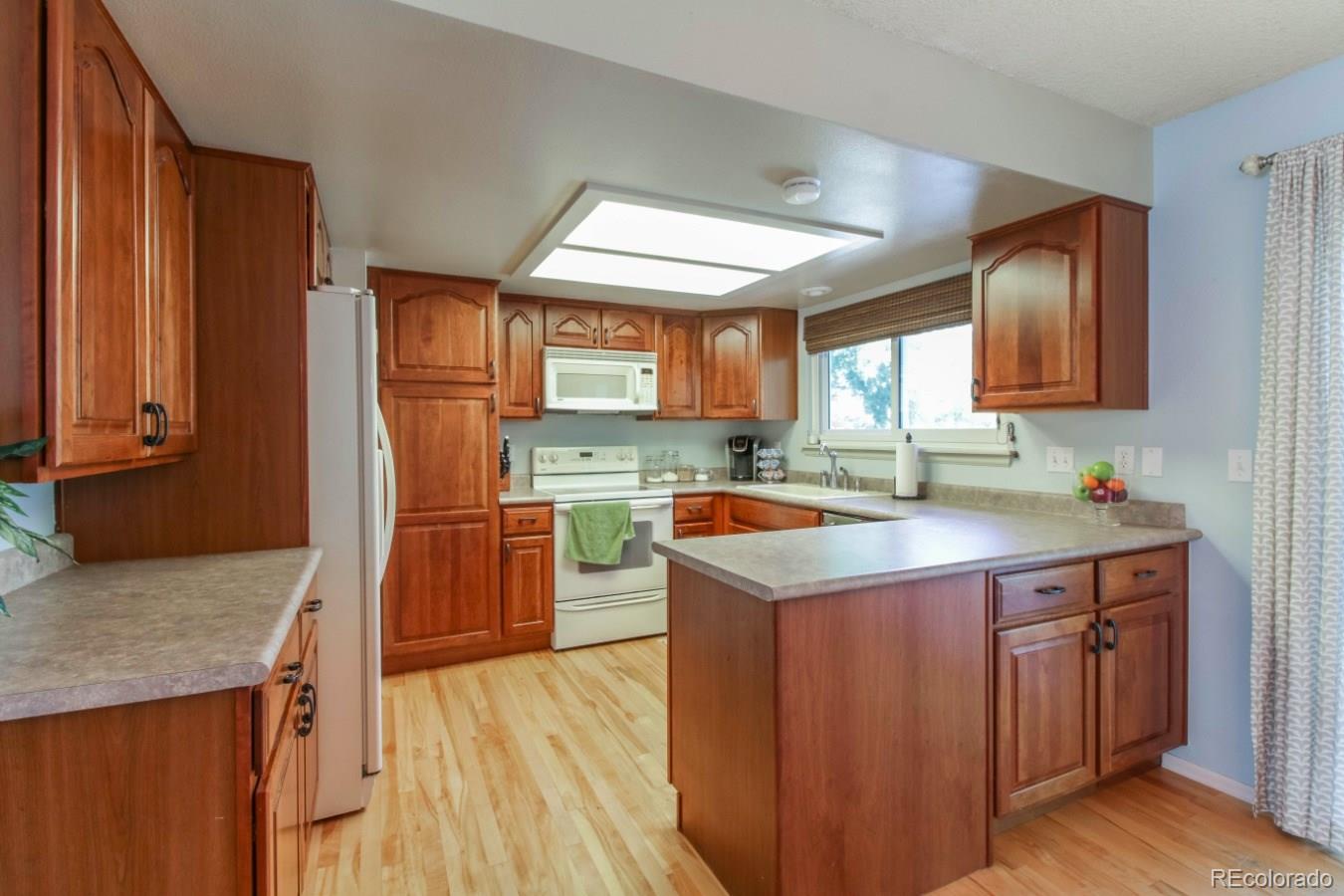 513 Timberline Place Highlands Ranch, CO 80126 - Photo 10 of 29 Gallery Image 10