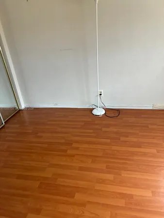 $1,500 | 141 Northeast 10th Avenue, Unit 25C, Hallandale Beach, FL 33009