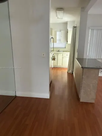 $1,500 | 141 Northeast 10th Avenue, Unit 25C, Hallandale Beach, FL 33009