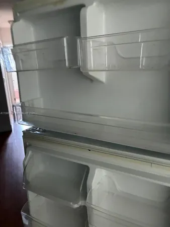 $1,500 | 141 Northeast 10th Avenue, Unit 25C, Hallandale Beach, FL 33009