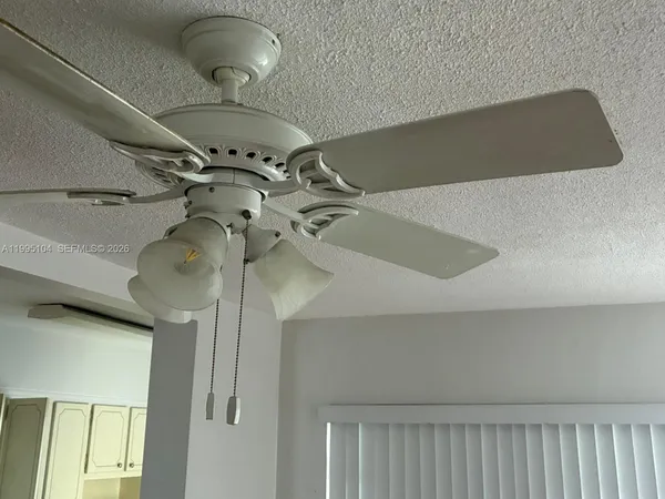 $1,500 | 141 Northeast 10th Avenue, Unit 25C, Hallandale Beach, FL 33009