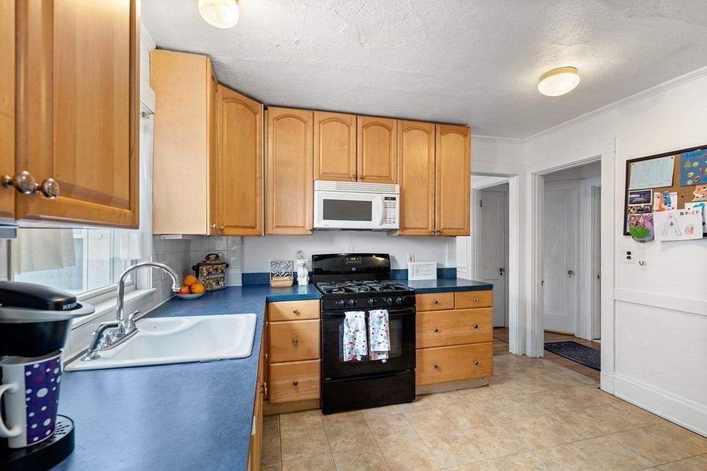 45-47 Lewis Road Belmont, MA 02478 - Photo 7 of 18 Gallery Image 7