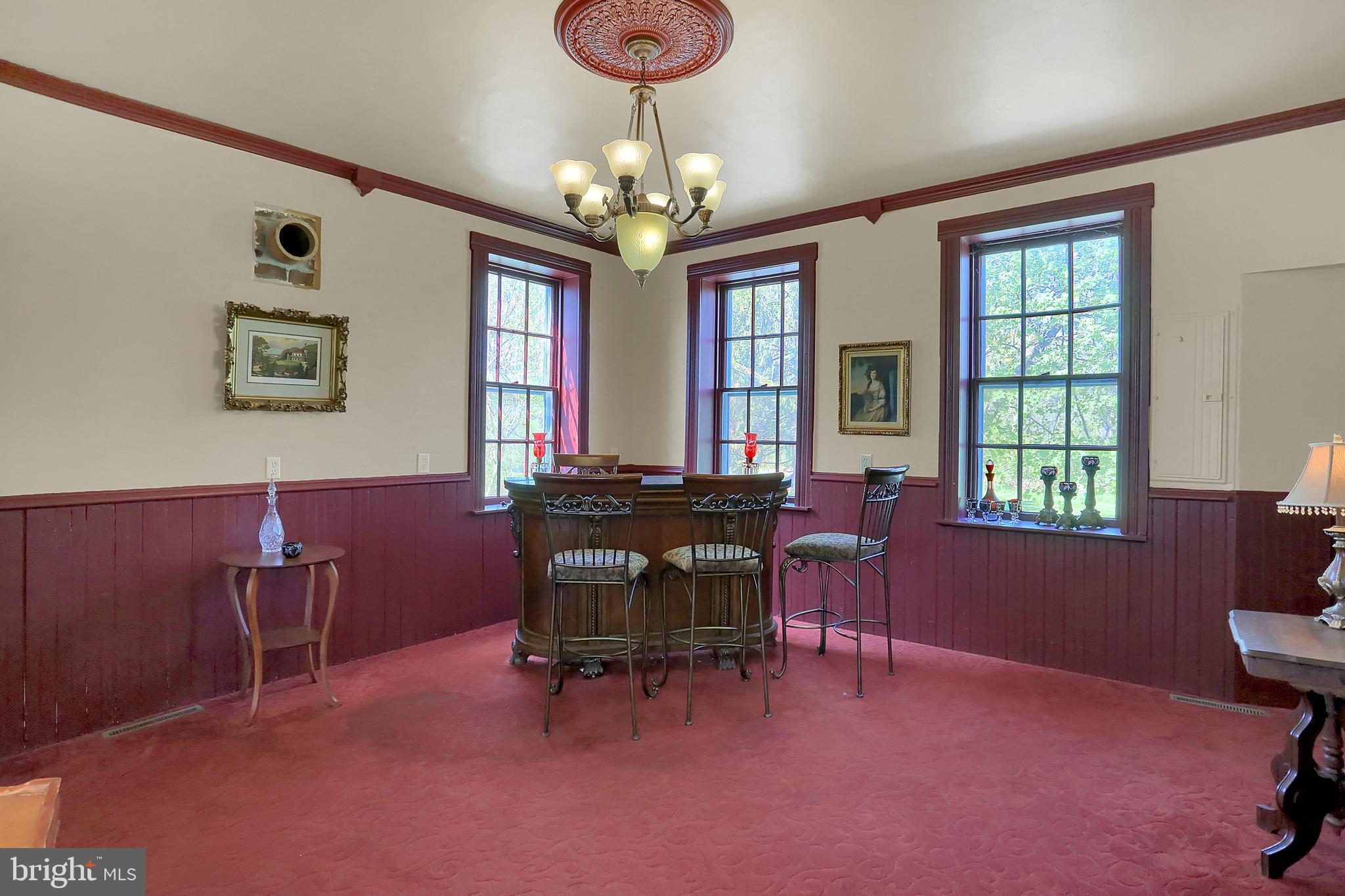 5635 Elizabethtown Road Hershey, PA 17033 - Photo 27 of 71 Bar Room