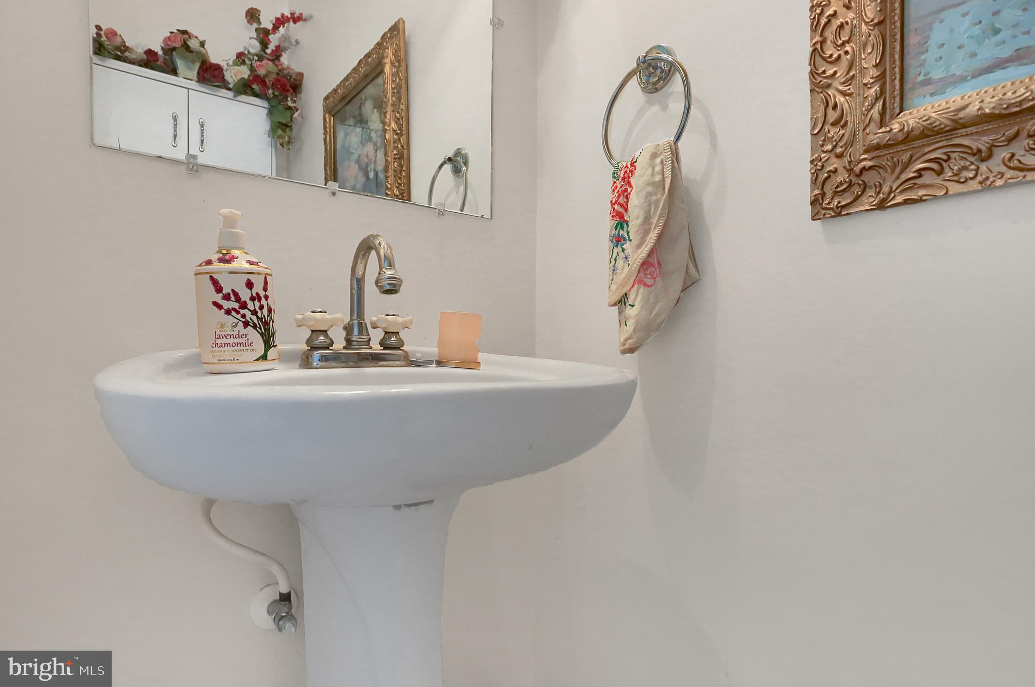 5635 Elizabethtown Road Hershey, PA 17033 - Photo 37 of 71 1st Floor Powder Room