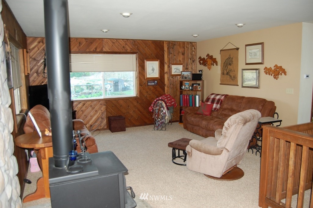 38 O'Neil Road Oroville, WA 98844 - Photo 9 of 20 Gallery Image 9