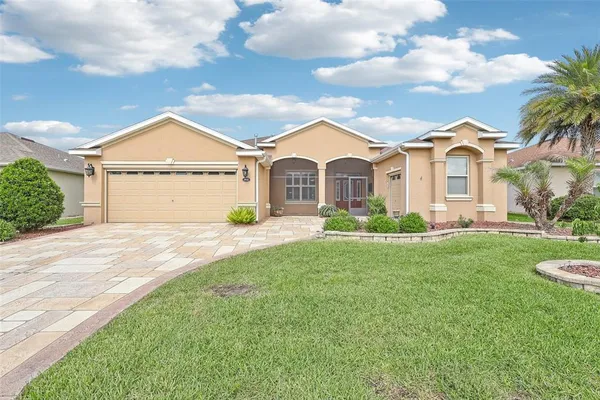 $424,900 | 3522 Arlington Ridge Boulevard, Leesburg, FL 34748