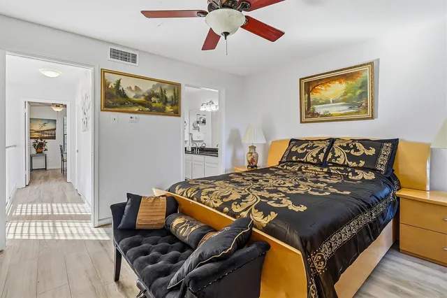 $189,900 | 15151 Berry Trail, Unit 1307, Dallas, TX 75248