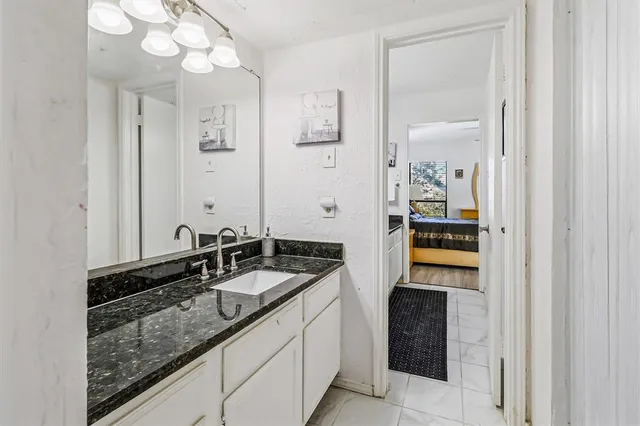 $189,900 | 15151 Berry Trail, Unit 1307, Dallas, TX 75248